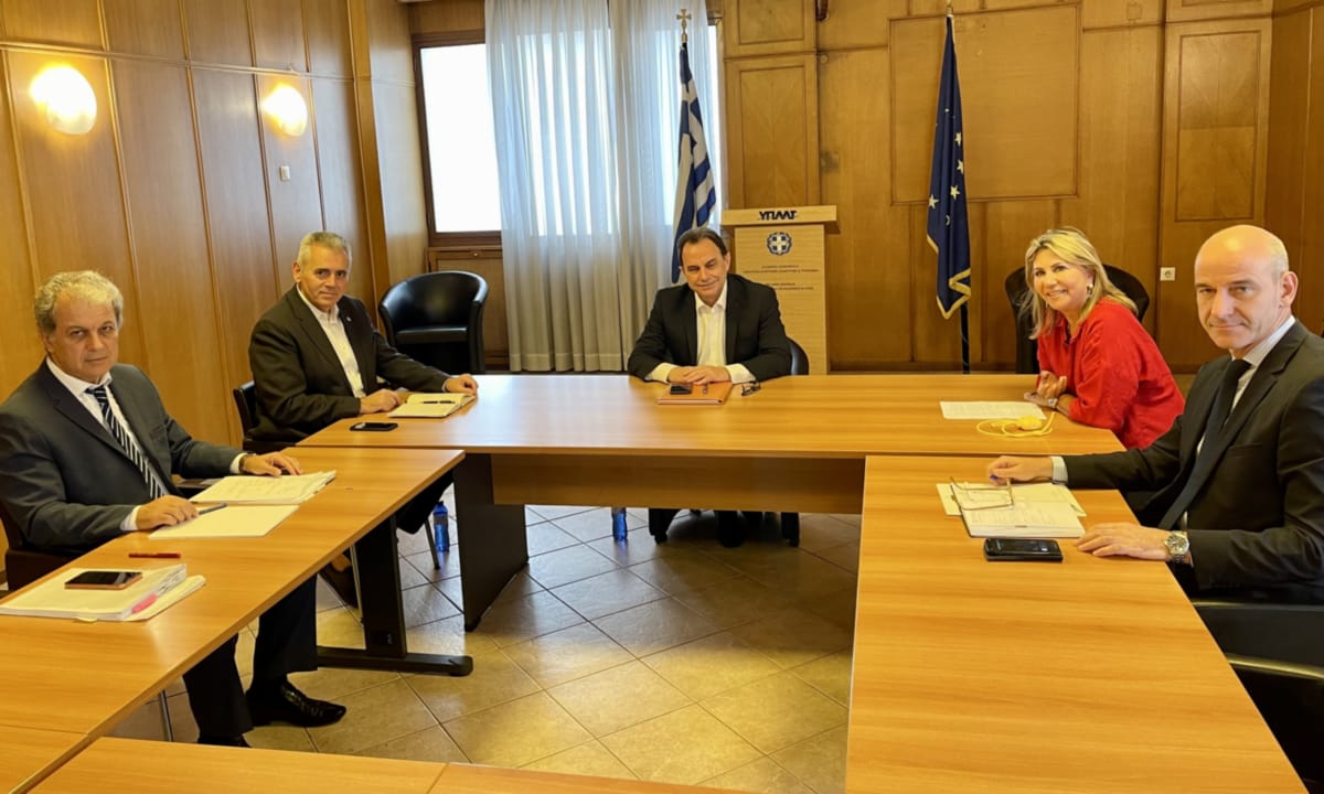 Συνάντηση Φ.Μπαραλιάκου με τον Υπουργό Αγροτικής Ανάπτυξης Γ.Γεωργαντά – Tα προβλήματα των φετινών παραγωγών