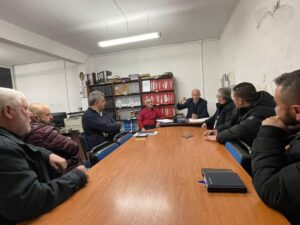Συνάντηση Φώντα Μπαραλιάκου με εκπροσώπους αγροτικών σχημάτων στον Μοσχοπόταμο