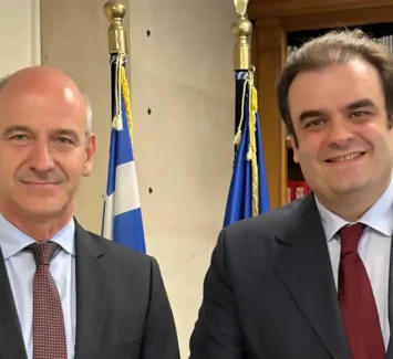 Ο Φώντας Μπαραλιάκος με τον Υπουργό Οικονομικών Κυριάκο Πιερρακάκη