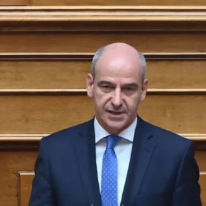 «Έχουμε αναλάβει εμπράκτως τις πολιτικές μας ευθύνες για διαχρονικές παθογένειες» – Συνέντευξη Φώντα Μπαραλιάκου στην εφημερίδα Καρφίτσα