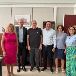 Στις Διευθύνσεις Πρωτοβάθμιας & Δευτεροβάθμιας Εκπαίδευσης Πιερίας ο Βουλευτής Φώντας Μπαραλιάκος 