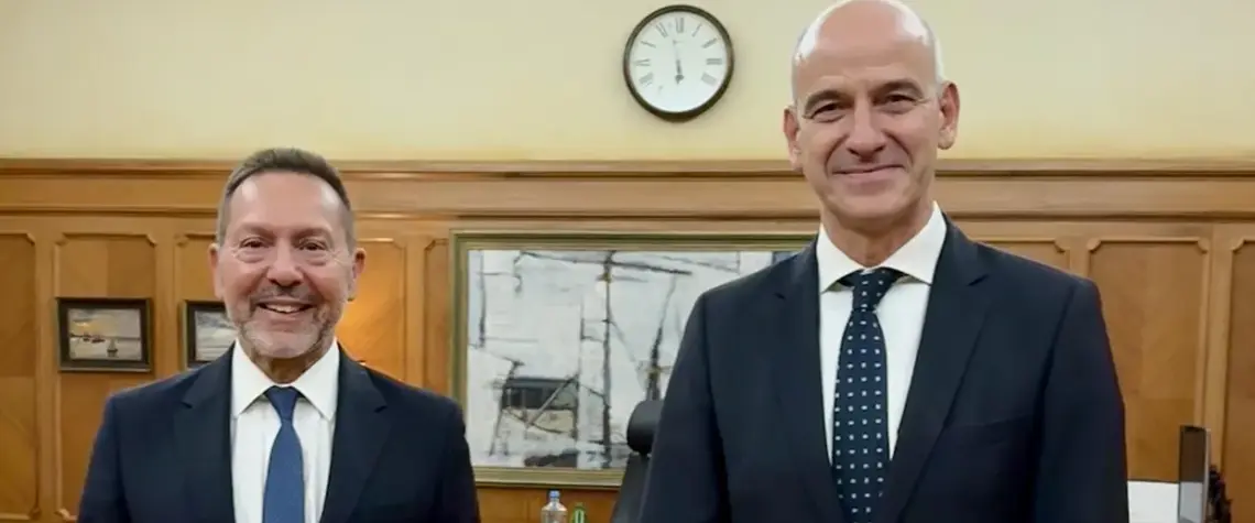 Συνάντηση Μπαραλιάκου – Στουρνάρα: Στο επίκεντρο η οικονομία, οι μικρομεσαίοι και ο πρωτογενής τομέας