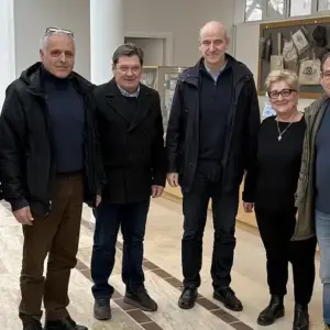 Στο τελικό στάδιο η κατασκευή της νέας γέφυρας στον αρχαιολογικό χώρο του Δίου