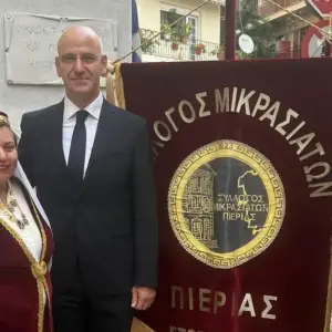 Ο Φώντας Μπαραλιάκος ως εκπρόσωπος της Βουλής των Ελλήνων στην εκδήλωση μνήμης για τη Γενοκτονία των Ελλήνων της Μικράς Ασίας